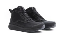 MOMODesign Firegun 3 WP Boots Black / 44 [Open Box]