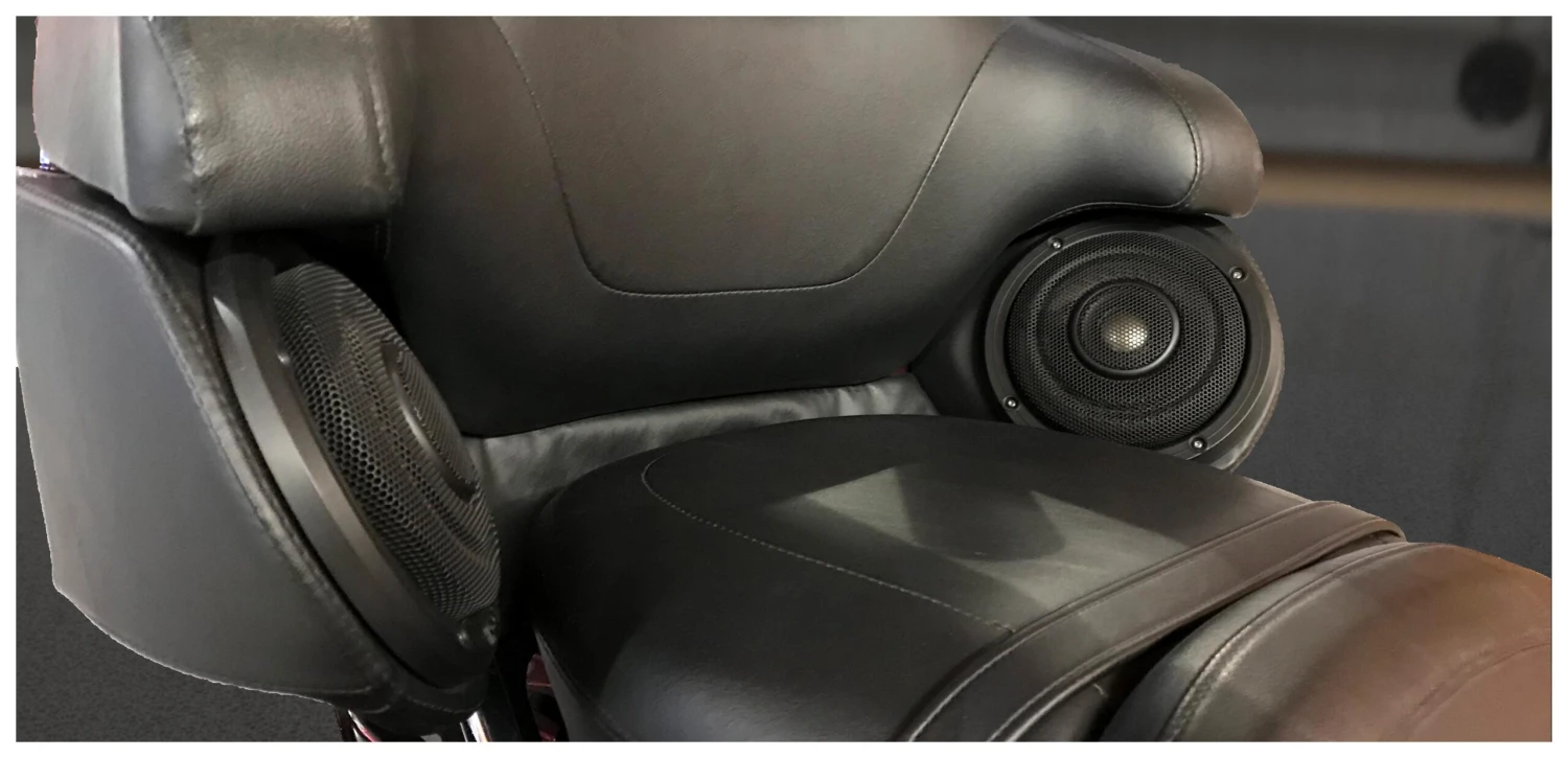 Wild Boar By Hogtunes Front & Rear Speakers & 600 Watt Amp Kit For Harley Road Glide 2016-2022 7 Wild Boar By Hogtunes Front & Rear Speakers & 600 Watt Amp Kit For Harley Road Glide 2016-2022 - Image 5